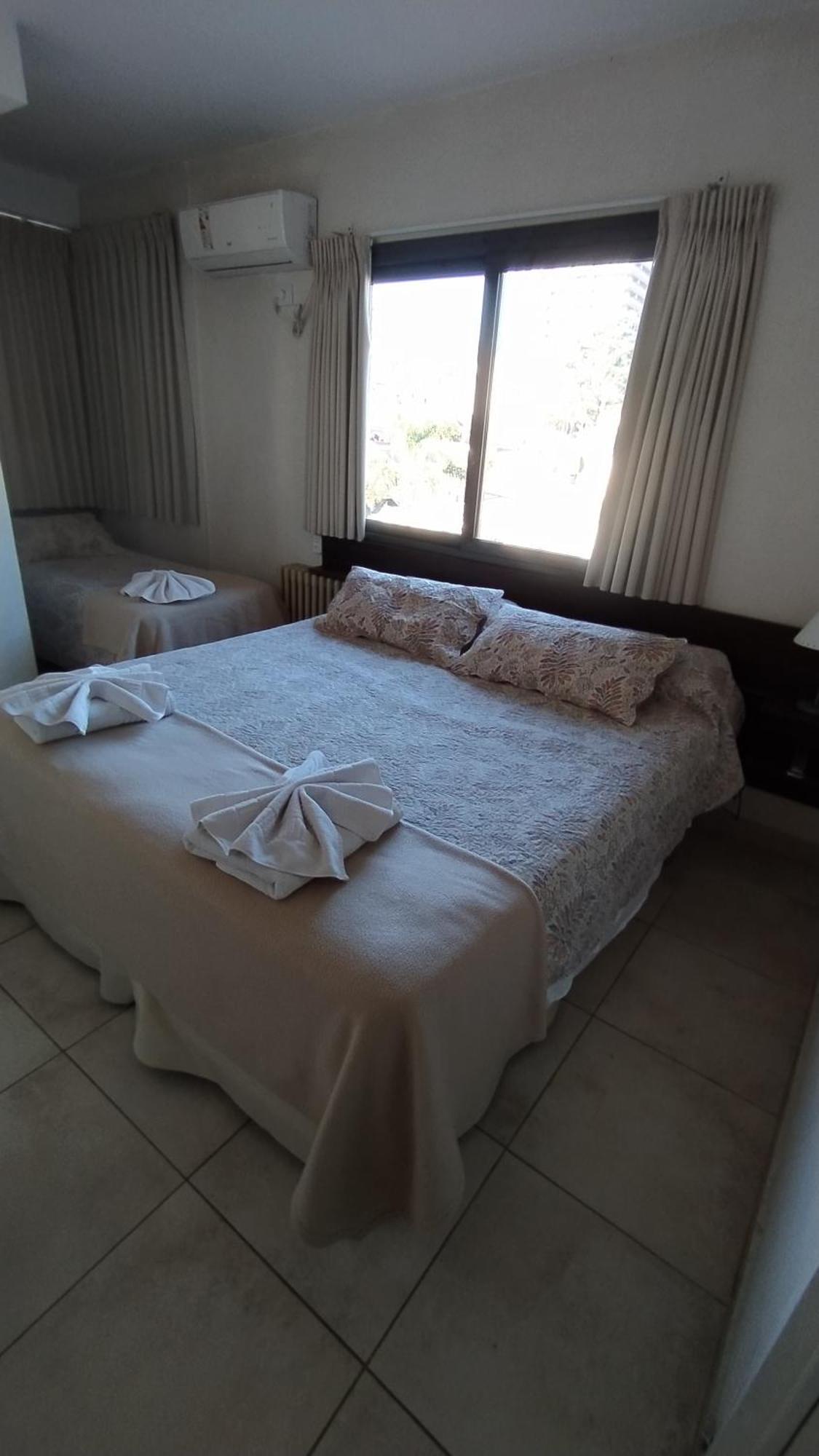 Hotel Hurlingham Villa Carlos Paz Værelse billede
